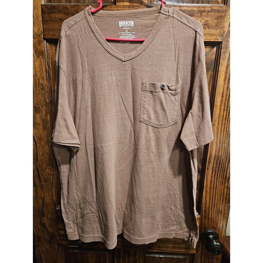 Duluth Trading Co Mens XL V-Neck Pocket T-Shirt Maroon Brown Heathered Fit